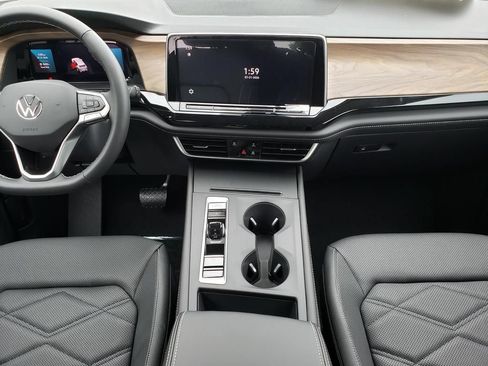 New 2026 Volkswagen Atlas SE AWD/4WD image 8