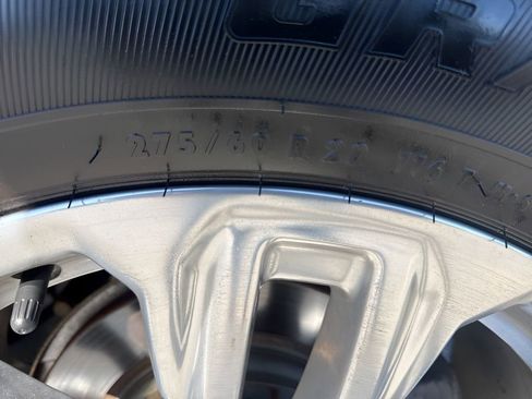 Used 2021 GMC Yukon SLT w/ SLT Luxury Plus Package image 38