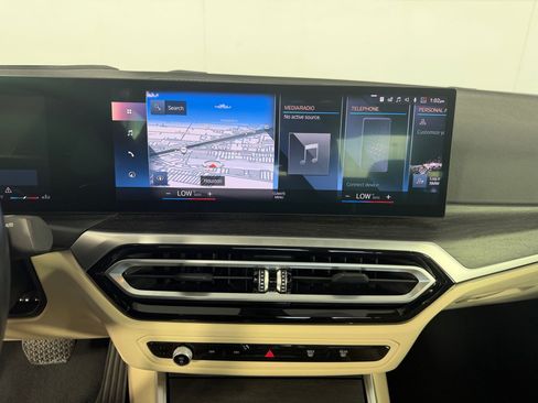 Used 2023 BMW 330i Sedan w/ Premium Package RWD image 16