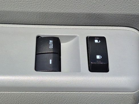Used 2024 Ford E-350 and Econoline 350 Super Duty w/ Power Windows & Locks Group RWD image 14