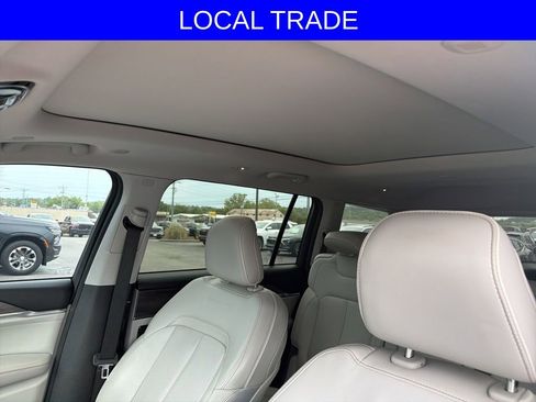 Used 2022 Jeep Grand Cherokee L Overland AWD/4WD image 1