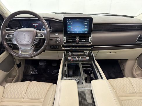 Used 2021 Lincoln Navigator Black Label w/ Cargo Convenience Package image 15