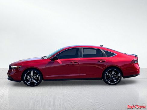 Used 2024 Honda Accord Sport image 3