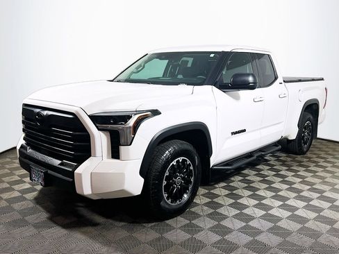 Used 2023 Toyota Tundra SR5 w/ SR5 Premium Package image 4