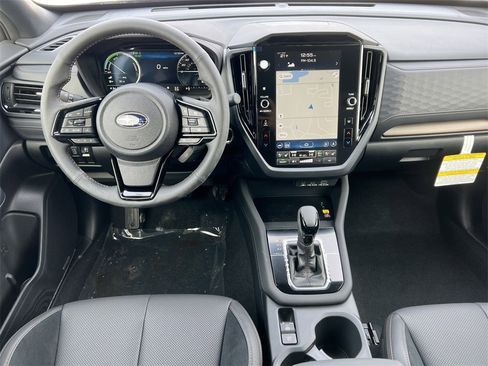 New 2025 Subaru Forester Touring image 3