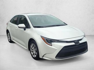 Certified 2025 Toyota Corolla LE video 3