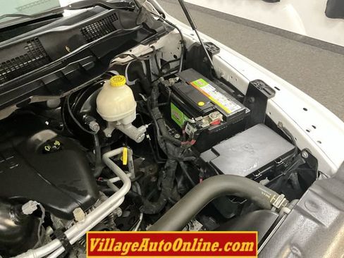 Used 2015 RAM 1500 Express image 36