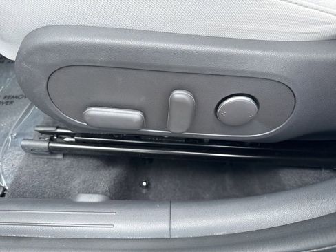 Used 2024 Hyundai Kona SEL FWD image 10