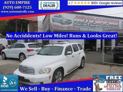 Used 2011 Chevrolet HHR LT FWD image 1