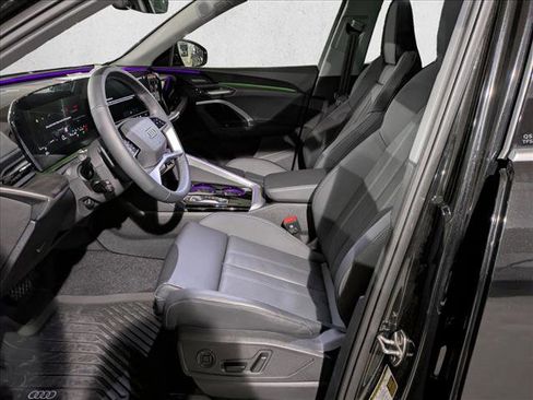New 2025 Audi Q5 Premium Plus image 4