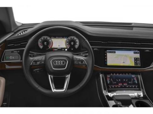 Used 2021 Audi Q8 Premium Plus image 7
