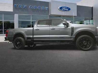 New 2026 Ford F250 Lariat w/ Black Appearance Package