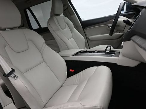 Used 2023 Volvo XC90 B6 Plus w/ Protection Package AWD/4WD image 35
