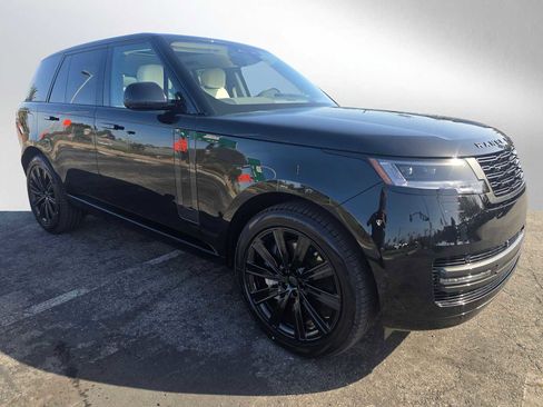 New 2026 Land Rover Range Rover SE image 7