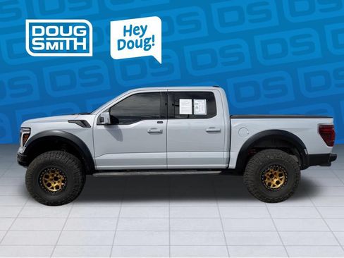 Used 2025 Ford F150 Raptor AWD/4WD image 2