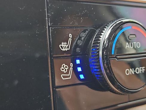 Certified 2023 Nissan Pathfinder Platinum image 28