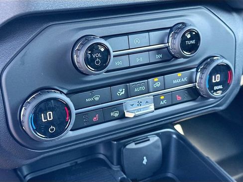 New 2025 Ford Bronco Big Bend image 11