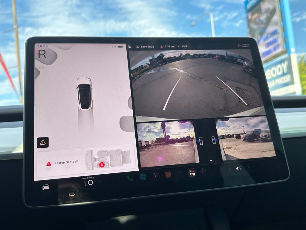 Used 2023 Tesla Model Y Long Range AWD/4WD image 32