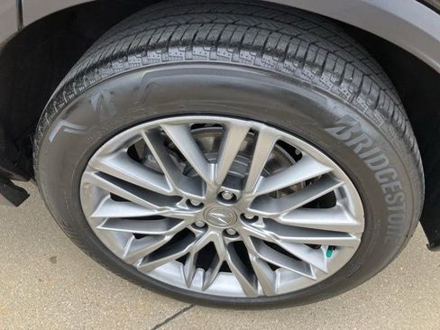Used 2023 Acura MDX SH-AWD w/ Advance Package image 30