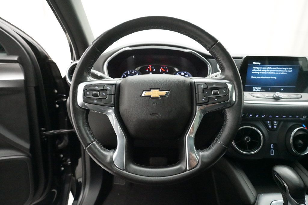 Used 2022 Chevrolet Blazer LT w/ Redline Edition AWD/4WD image 4