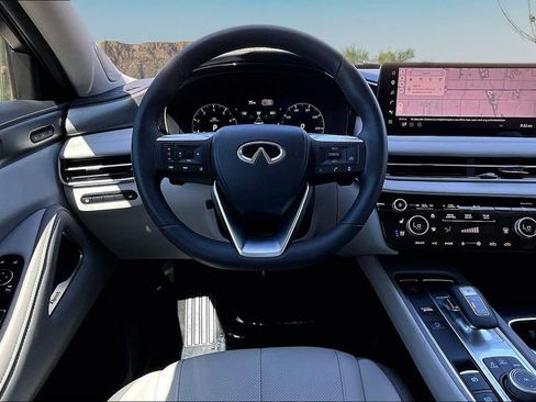 Used 2026 INFINITI QX60 Luxe w/ Cargo Package FWD image 5