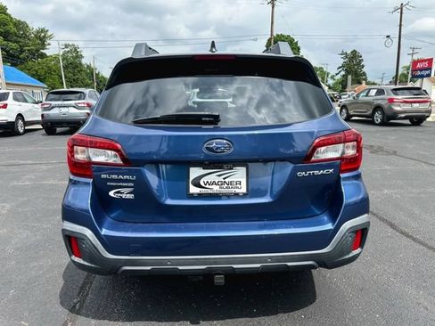 Used 2019 Subaru Outback 2.5i Limited AWD/4WD image 7