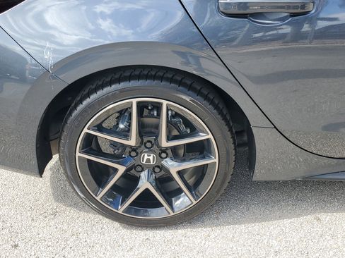 Used 2022 Honda Civic Sport Touring image 7