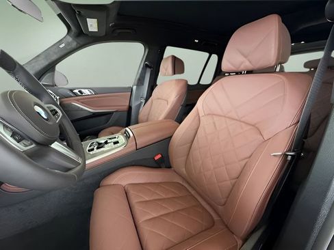 Used 2026 BMW X7 xDrive40i w/ M Sport Package image 19