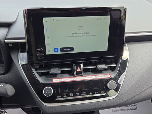 Used 2026 Toyota Corolla LE FWD image 17
