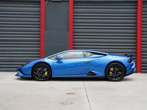 Used 2023 Lamborghini Huracan Tecnica RWD image 23