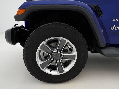 Used 2018 Jeep Wrangler Unlimited Sahara image 26