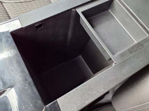 Used 2025 Chevrolet Equinox LT image 45