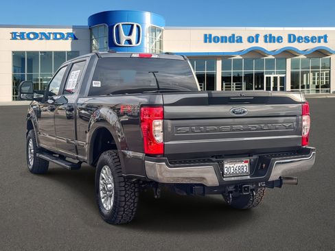 Used 2020 Ford F250 XL w/ STX Appearance Package image 5