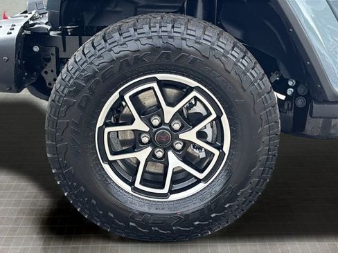 New 2026 Jeep Gladiator Rubicon AWD/4WD image 27