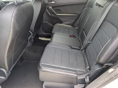 Used 2024 Volkswagen Tiguan SEL R-Line AWD/4WD image 33