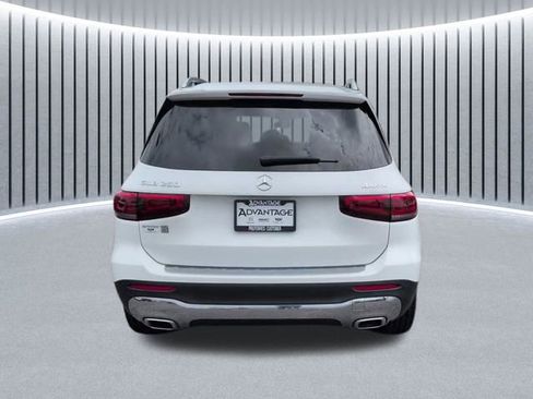 Used 2023 Mercedes-Benz GLB 250 4MATIC image 6