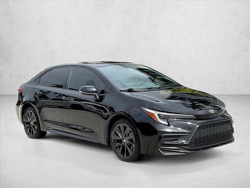 Used 2023 Toyota Corolla SE FWD image 12
