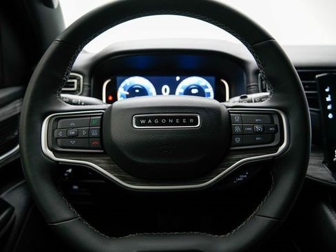 Used 2022 Jeep Wagoneer Series II image 24