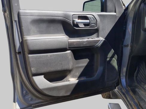 Used 2021 Chevrolet Silverado 1500 LTZ AWD/4WD image 15