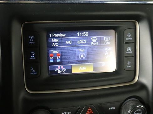 Used 2014 Jeep Grand Cherokee Laredo w/ Quick Order Package 23E AWD/4WD image 32
