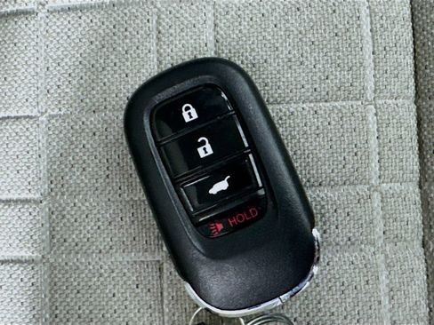 Used 2024 Honda HR-V LX image 34