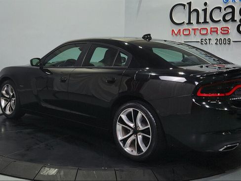 Used 2015 Dodge Charger R/T w/ Wheels & Tunes Group RWD image 9