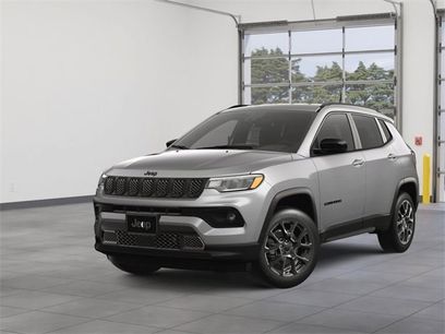 New 2025 Jeep Compass Latitude w/ Convenience Group