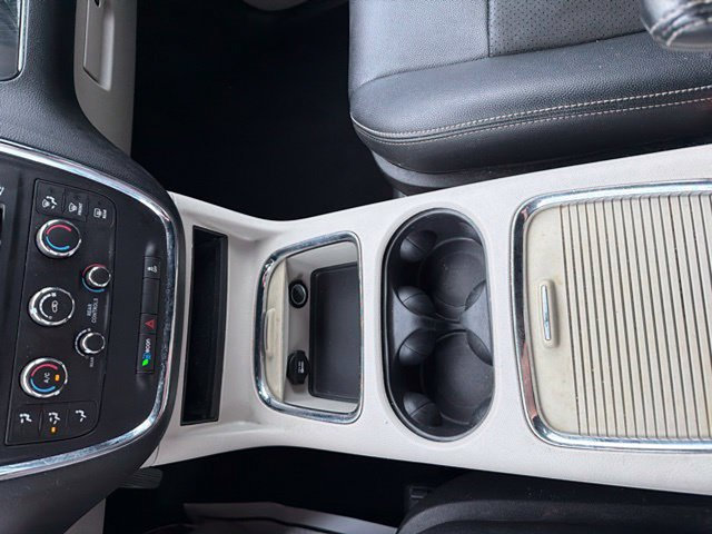 Used 2019 Dodge Grand Caravan SXT FWD image 26