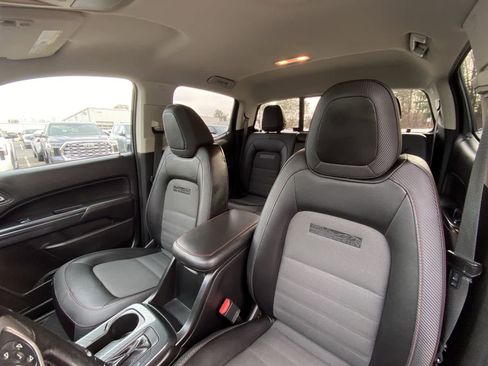 Used 2017 GMC Canyon SLE w/ All Terrain Package image 24