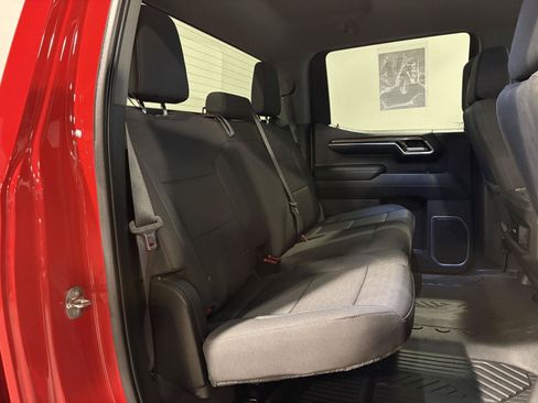 Used 2022 Chevrolet Silverado 1500 LT AWD/4WD image 41