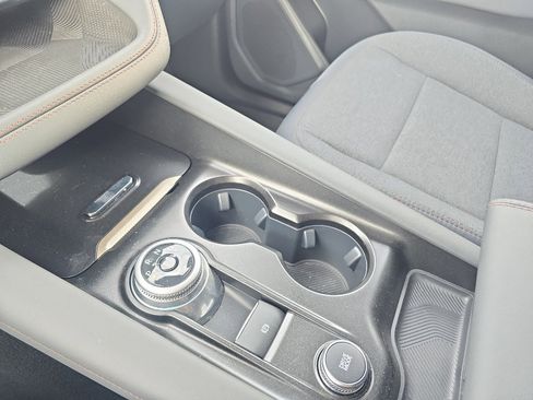 Used 2025 Ford Explorer Active image 29