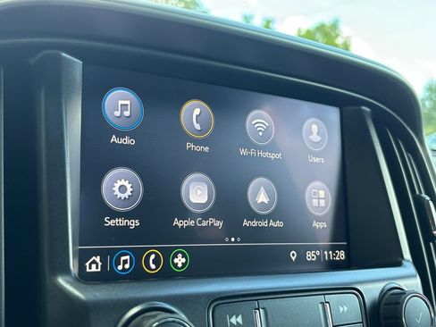 Used 2020 Chevrolet Colorado LT w/ Safety Package RWD image 18