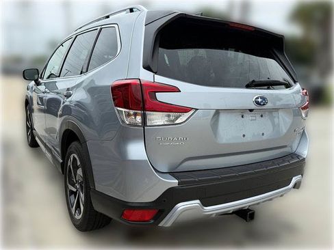 Used 2024 Subaru Forester Touring w/ POP Package 3 AWD/4WD image 6