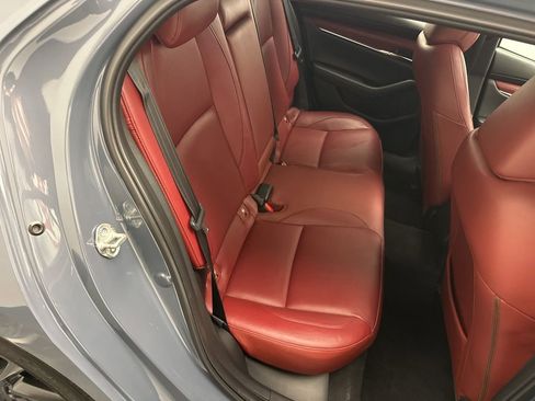 Used 2019 MAZDA MAZDA3 AWD Hatchback w/ Premium Pkg image 11